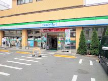 ファミリーマート 練馬高松一丁目店の画像