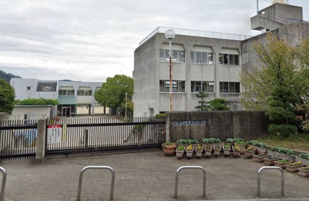 生駒市立生駒東小学校の画像