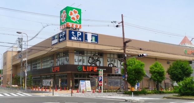 ライフ 西淡路店の画像