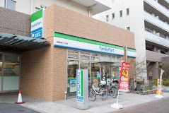 ファミリーマート 板橋向原三丁目店の画像