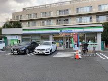 ファミリーマート 練馬豊中通り店の画像