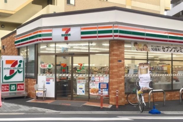 セブンイレブン 川崎貝塚2丁目店の画像