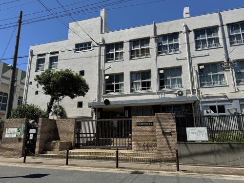 大阪市立南恩加島小学校の画像