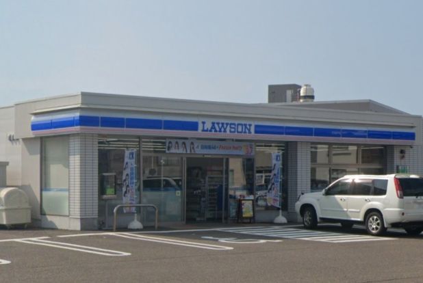 ローソン 上越新光町店の画像