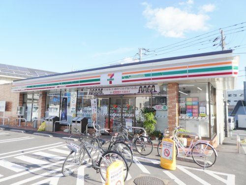 セブンイレブン 川口東本郷店の画像