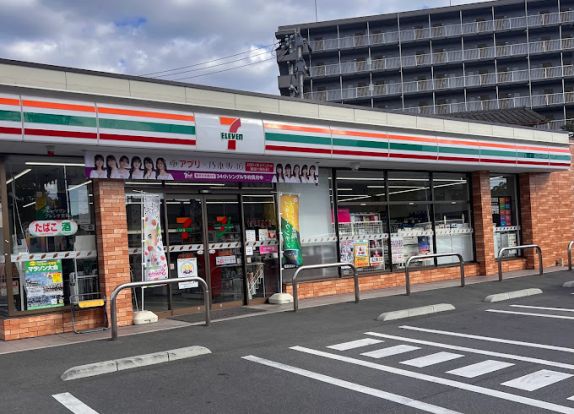 セブンイレブン 笠岡五番町店の画像