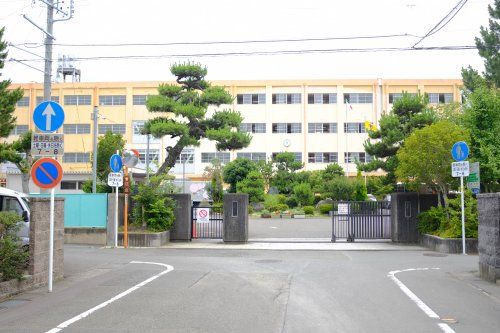 静岡市立清水第二中学校の画像