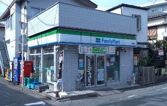 ファミリーマート 白幡店の画像