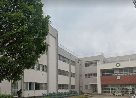 上越市立高田西小学校の画像