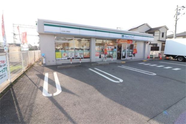 ファミリーマート みみなし駅前店の画像