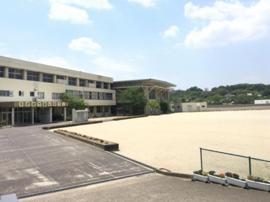 上牧町立上牧第二小学校の画像