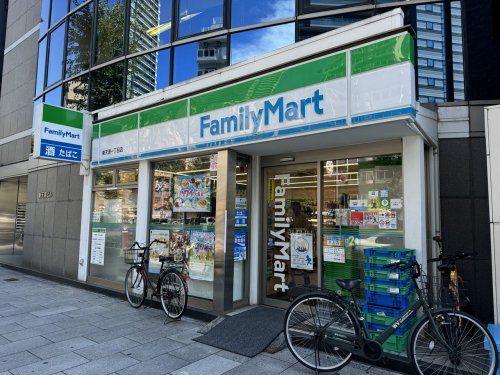 ファミリーマート 東天満一丁目店の画像