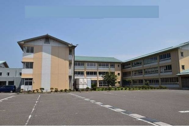 糸魚川市立田沢小学校・の画像