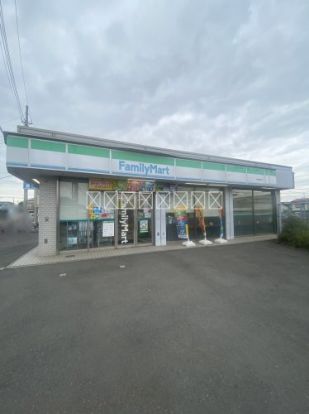 ファミリーマート 梅郷駅前店の画像