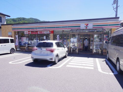 セブンイレブン 岡谷川岸店の画像