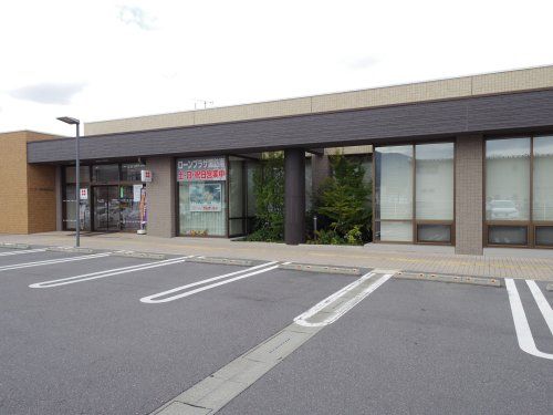 八十二銀行 諏訪南支店の画像