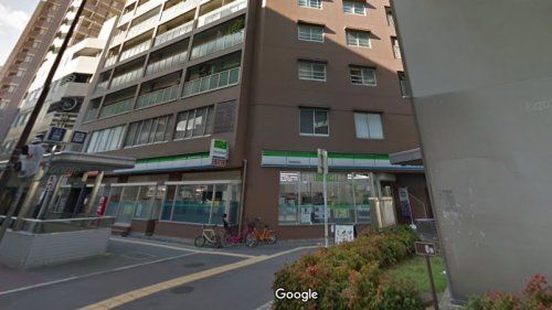 ファミリーマート阿波座駅前店の画像