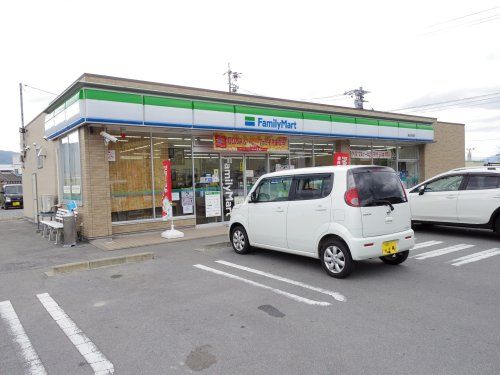 ファミリーマート 諏訪四賀店の画像