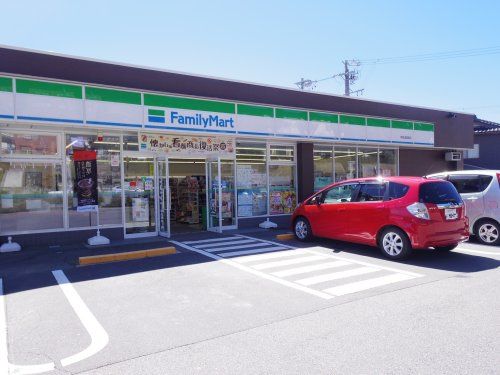 ファミリーマート 岡谷成田町店の画像