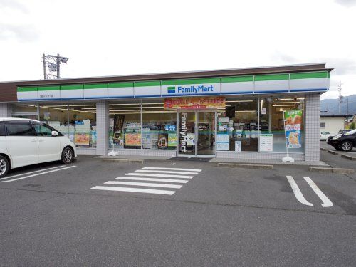 ファミリーマート 諏訪インター店の画像