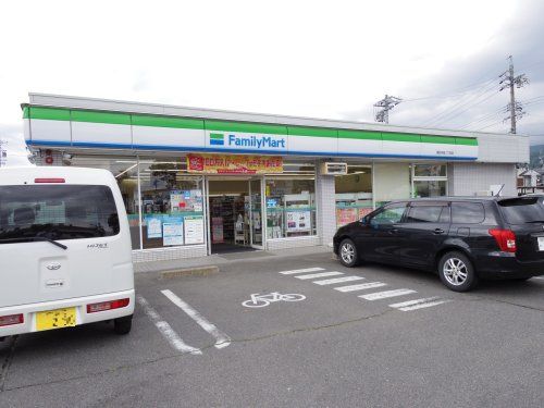 ファミリーマート 諏訪沖田二丁目店の画像