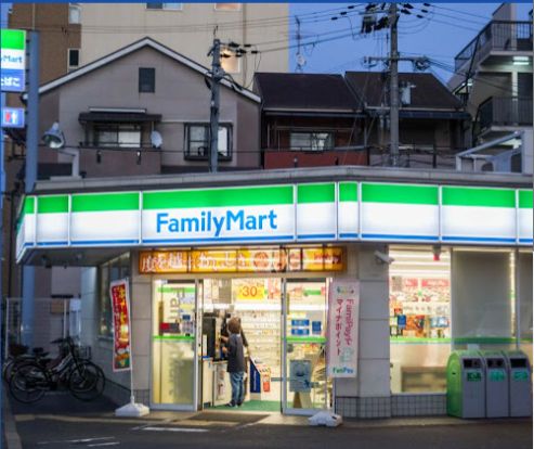 ファミリーマート 野里一丁目店の画像