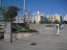 神戸市立竜が台中学校の画像