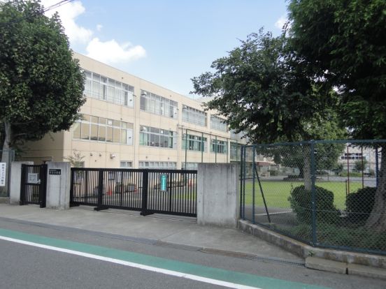 町田市立忠生小学校の画像