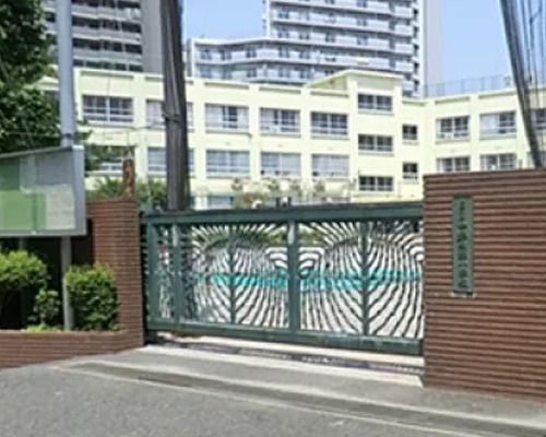 中野区立中野本郷小学校の画像