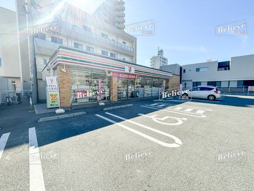 セブンイレブン 久留米荘島町店の画像