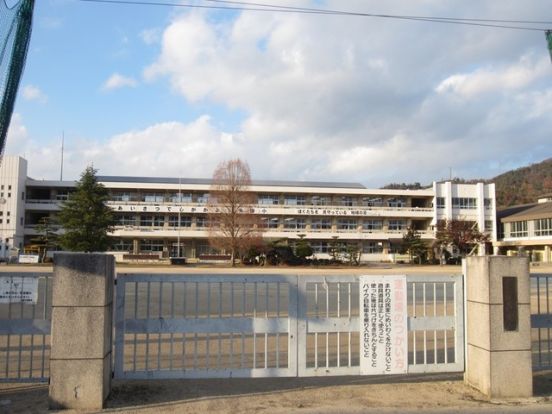 矢掛町立矢掛小学校の画像