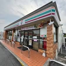 セブンイレブン 新倉敷駅前3丁目店の画像