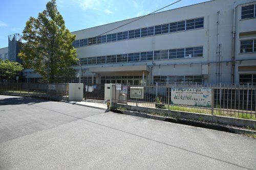 尼崎市立潮小学校の画像