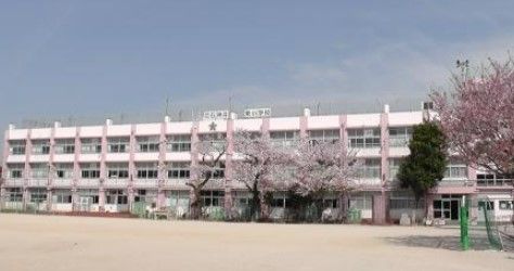 練馬区立石神井東小学校の画像