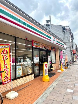 セブンイレブン JR放出駅西店の画像