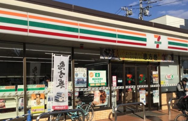 セブンイレブン 川崎宮前平駅西店の画像