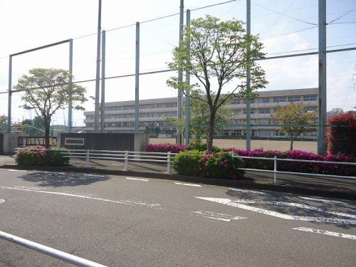 町田市立金井中学校の画像