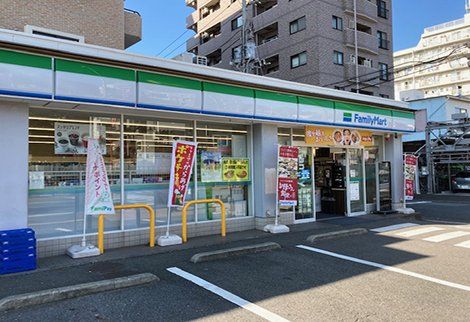 ファミリーマート アスロード横浜生麦店の画像