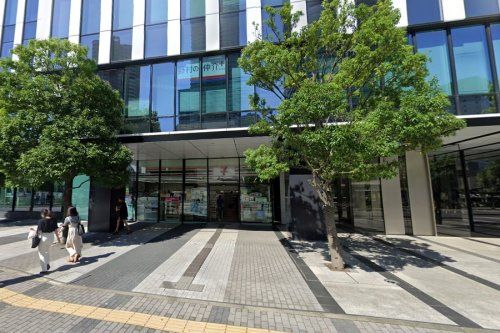 セブンイレブン 川崎武蔵小杉駅前店の画像