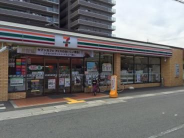 セブンイレブン 香芝五位堂3丁目店の画像