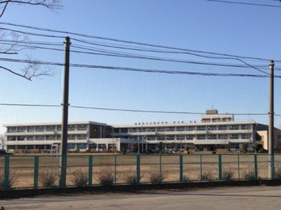 鴻巣市立川里中学校の画像