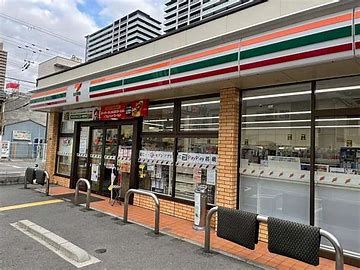 セブンイレブン 大阪長柄中店の画像