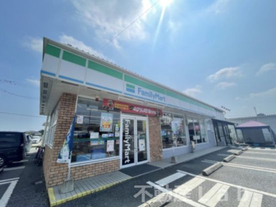 ファミリーマート 宇土浦田町店の画像