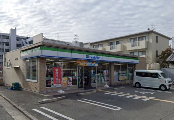 ファミリーマート八尾南小阪合町店の画像