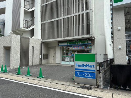 ファミリーマート 本郷名古屋店の画像