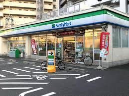 ファミリーマート 千早店の画像