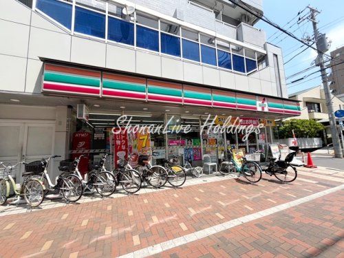 セブンイレブン　川崎田尻店の画像