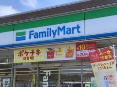 ファミリーマート 練馬土支田二丁目店の画像