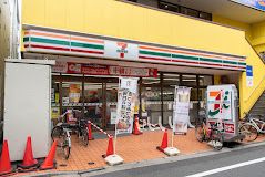 セブンイレブン 中野鷺ノ宮駅前店の画像