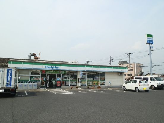 ファミリーマート 岡山藤田店の画像